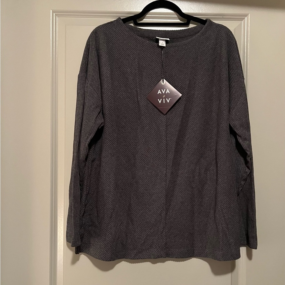Gray pullover top